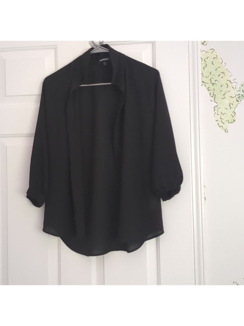 Black Express top - Picture 2 of 4